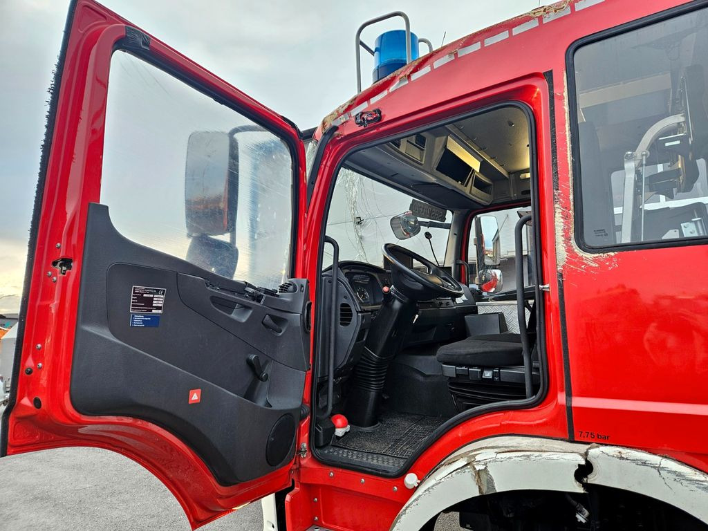 Грузовик Mercedes-Benz Atego 1529 4x4 Feuerwehr Schlingmann LF20: фото 6