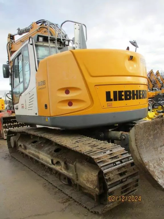 Гусеничный экскаватор 2015 Liebherr R 926Compact: фото 6