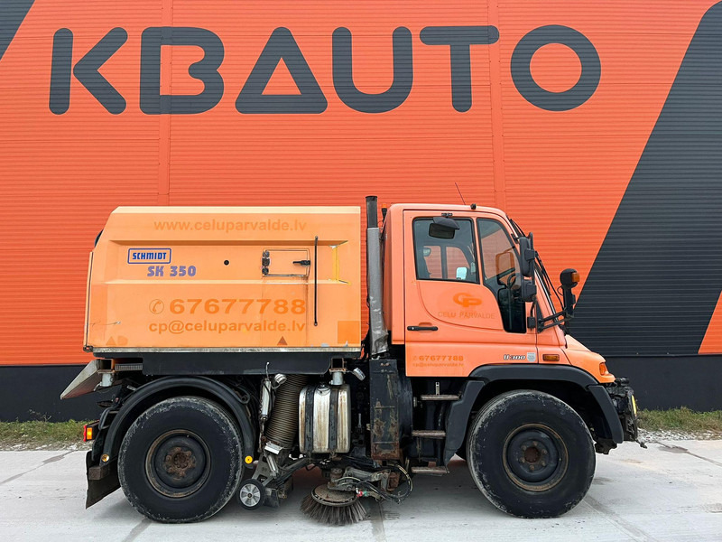 Подметально-уборочная машина Unimog U 300 4x4 TRILETY SK / 6918 hours: фото 6