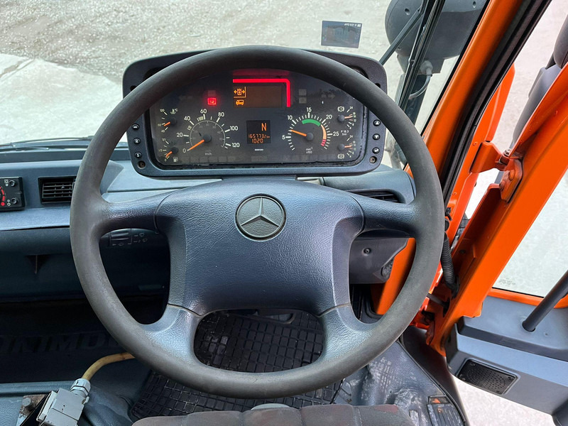 Подметально-уборочная машина Unimog U 300 4x4 TRILETY SK / 6918 hours: фото 19