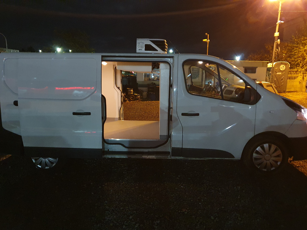 Фургон-рефрижератор RENAULT TRAFIC L2H1 CHLODNIA MROZNIA CARRIER+230V KLIMA NAVI KAMERA EURO6 [ Copy ] [ Copy ]: фото 16