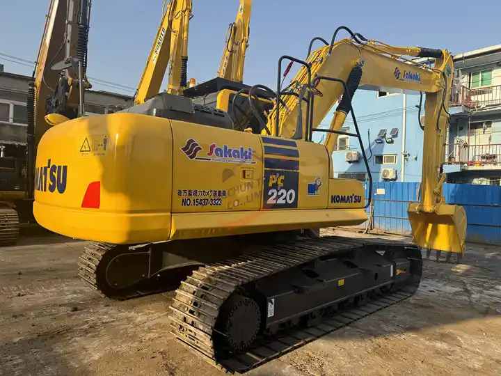 Гусеничный экскаватор 90% New Used Komatus excavator Well-Maintained Pc220-8mo PC200-8 high quality for sale: фото 6