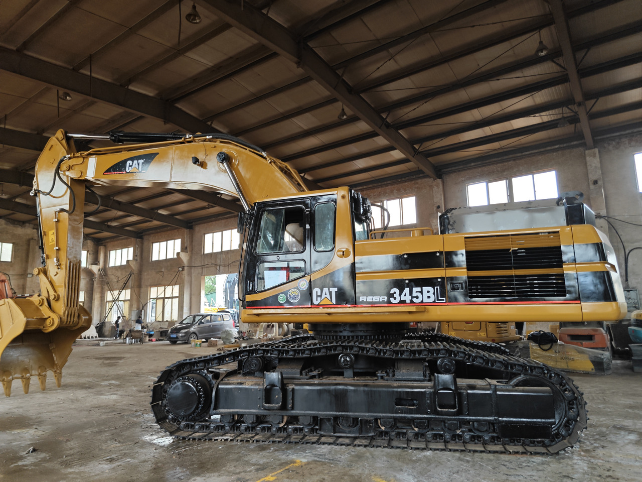 Гусеничный экскаватор CATERPILLAR 345B Used cat 45ton excavator: фото 7