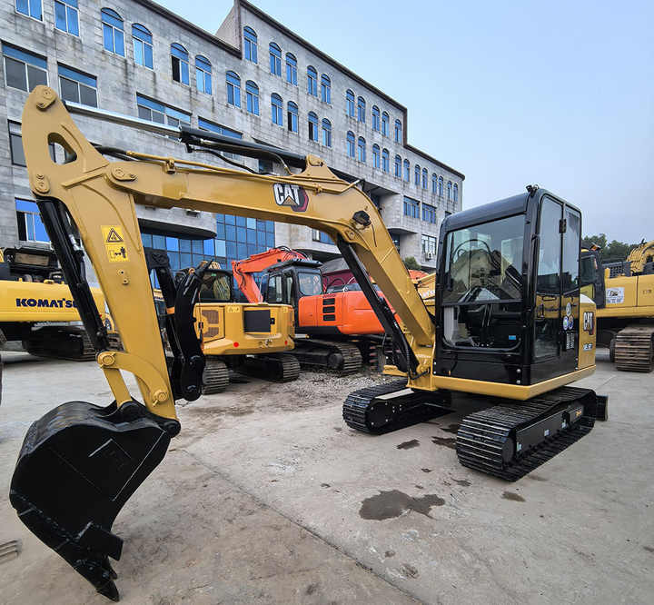 Гусеничный экскаватор Original Mini Digger caterpillar 305.5 e2 for sale Used cat 305.5e2 Hydraulic Crawler Excavator 5.5 ton excavator: фото 6