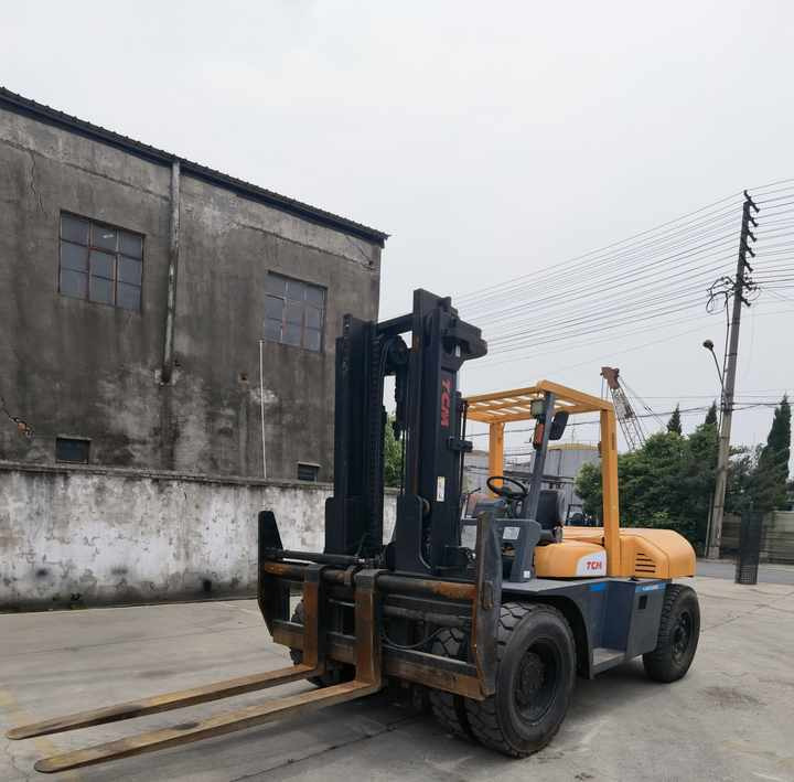 Дизельный погрузчик Used TCM Fd100 Diesel Forklift Tcm Forklift Manual Forklift Diesel: фото 6