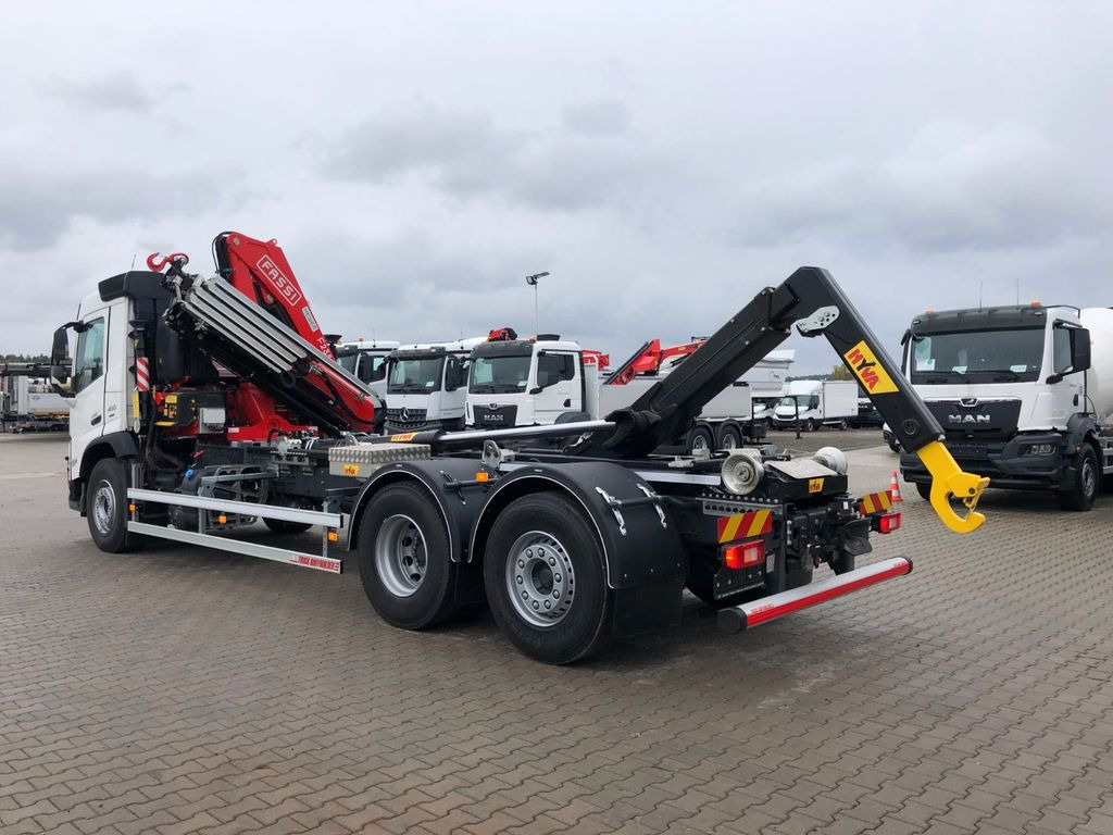 Новый Крюковой мультилифт, Автоманипулятор Volvo FM 460 HYVA 20-57-S mit FASSI F235: фото 10