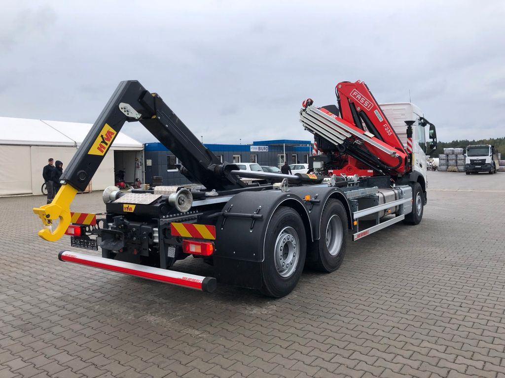 Новый Крюковой мультилифт, Автоманипулятор Volvo FM 460 HYVA 20-57-S mit FASSI F235: фото 9