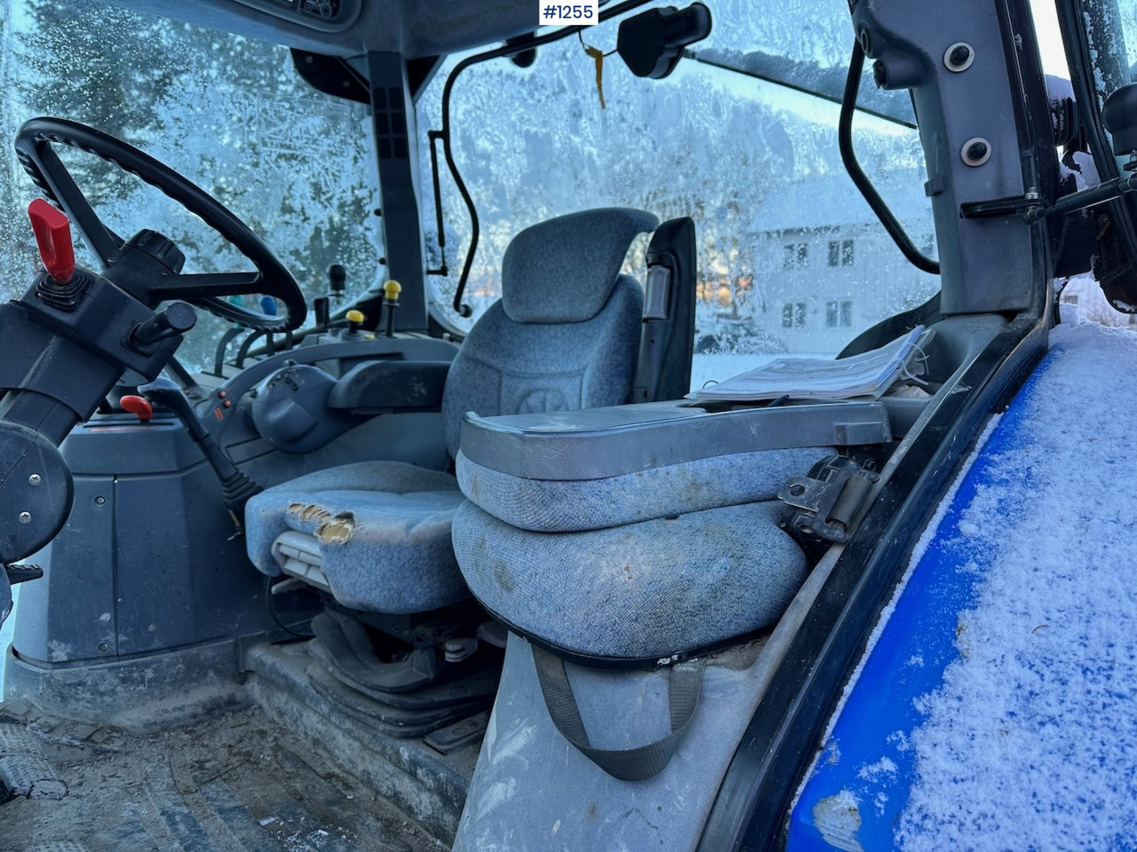 Трактор 2005 New Holland TS110A: фото 12