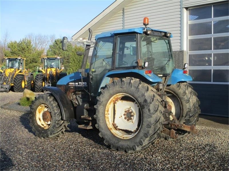 Трактор New Holland TS115 SLE: фото 9