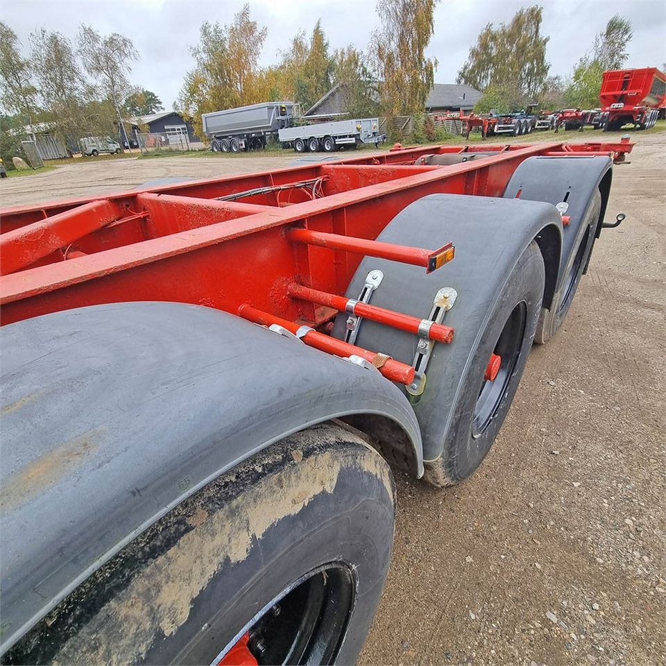 Полуприцеп-контейнеровоз/ Сменный кузов HFR Container chassis: фото 11